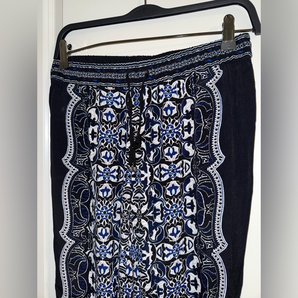 White House Black Market - Black and Blue Patterned Pants